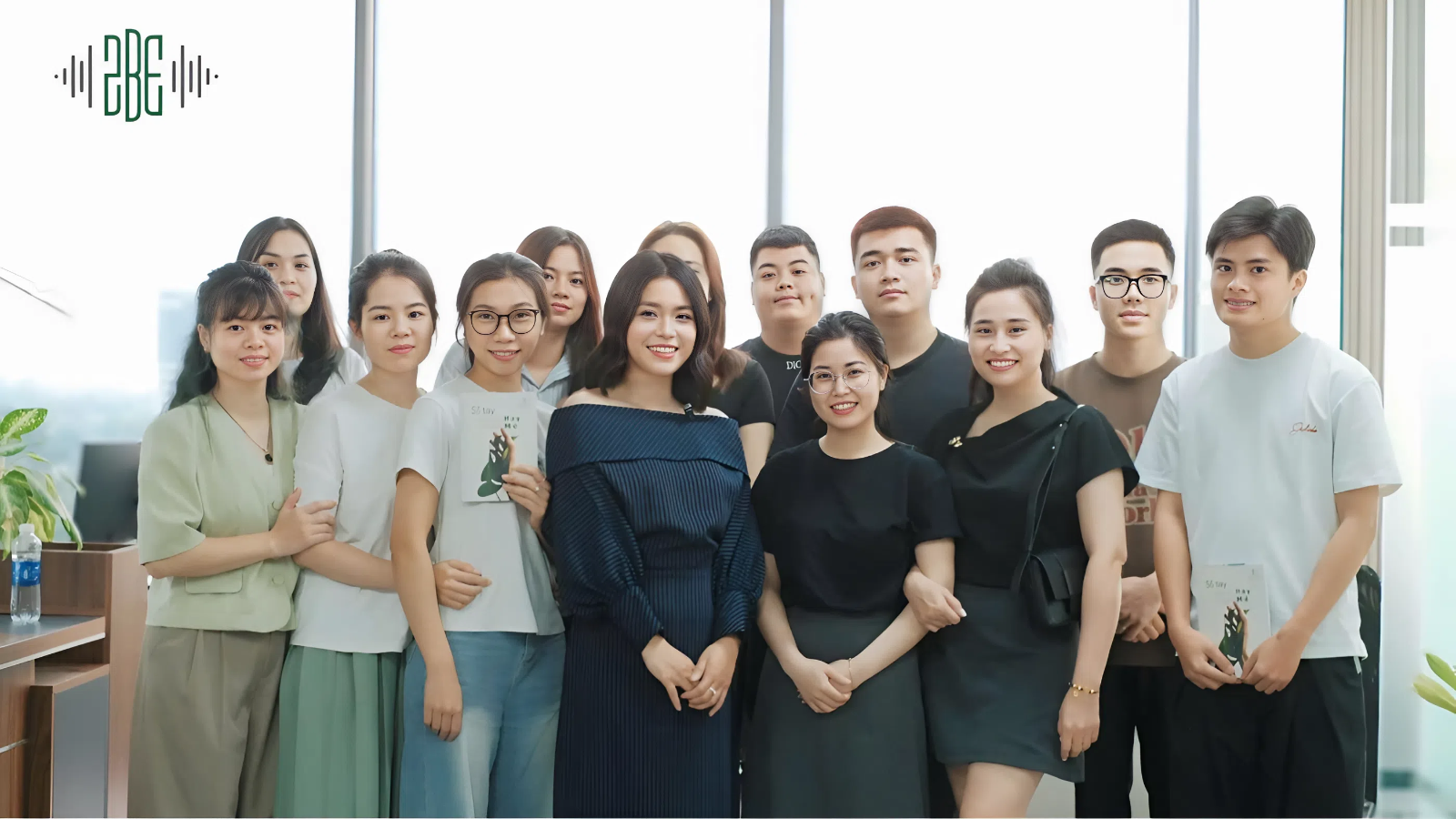 2BEVOICE ĐÀO TẠO NGHỆ THUẬT GIAO TIẾP VÀ PHONG THÁI CHO THƯƠNG HIỆU KATE BY LINH NGUYEN